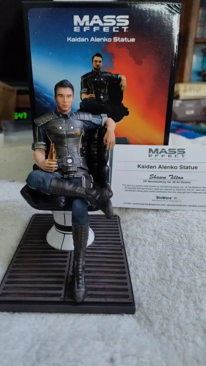 Figura Mass Effect Kaidan Alenko DEVPlus