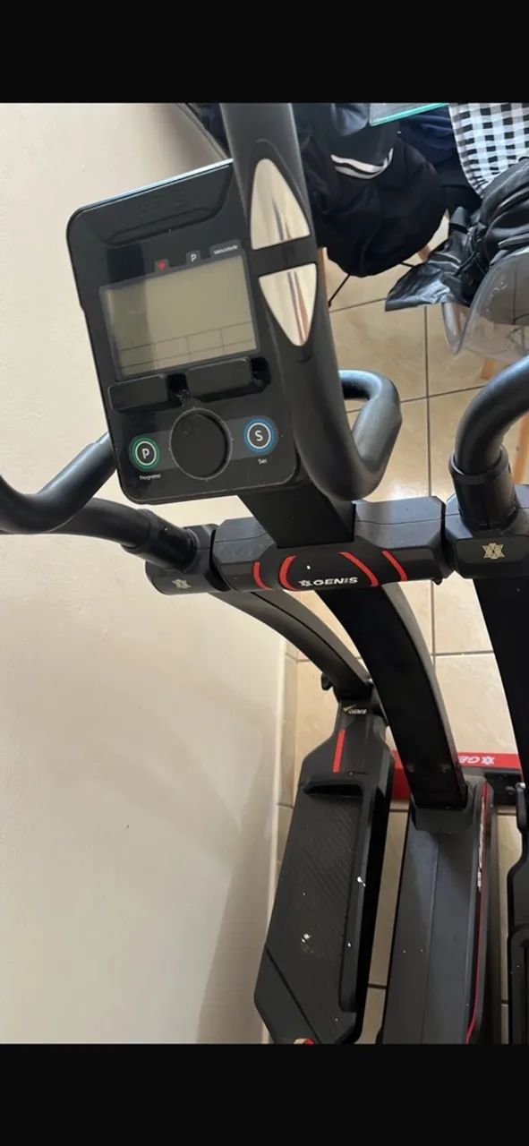 Bicicleta ergométrica/ elíptico  - Foto 4