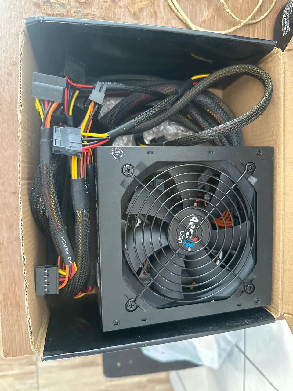 Fonte Aerocool KCAS 400W 80 Plus White ? NOVA - Foto 2