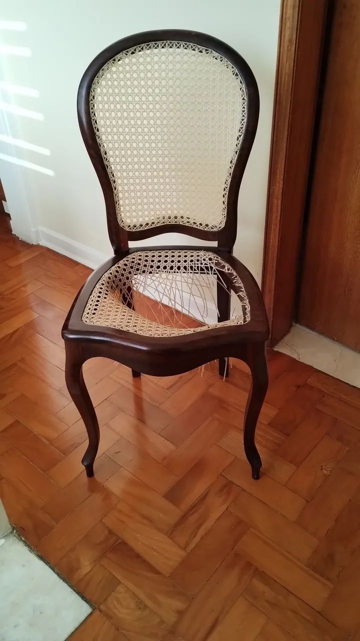 Cadeira medalhão estilo Luis XV  - Foto 2