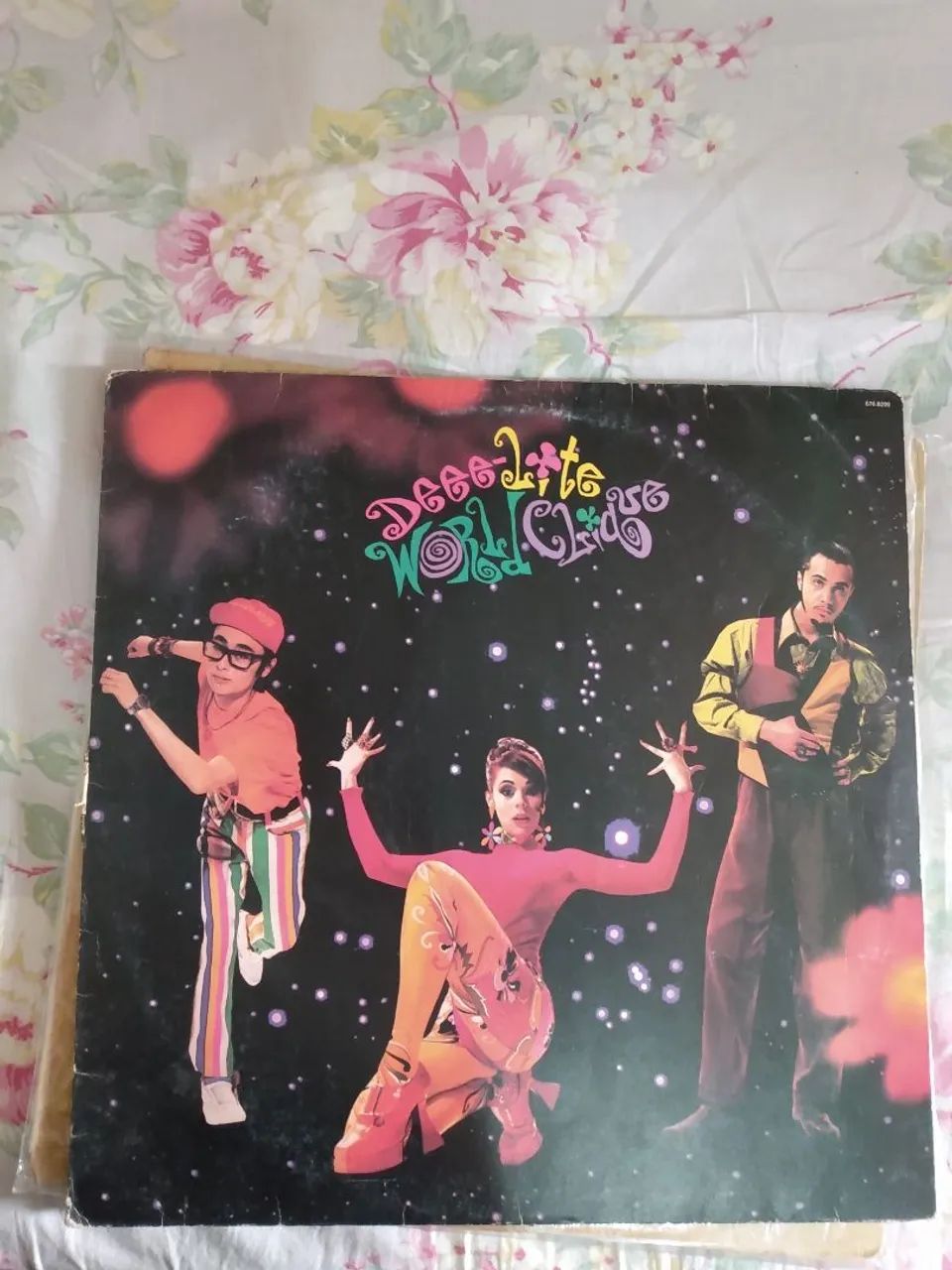 Disco de vinil antigo. - Foto 5