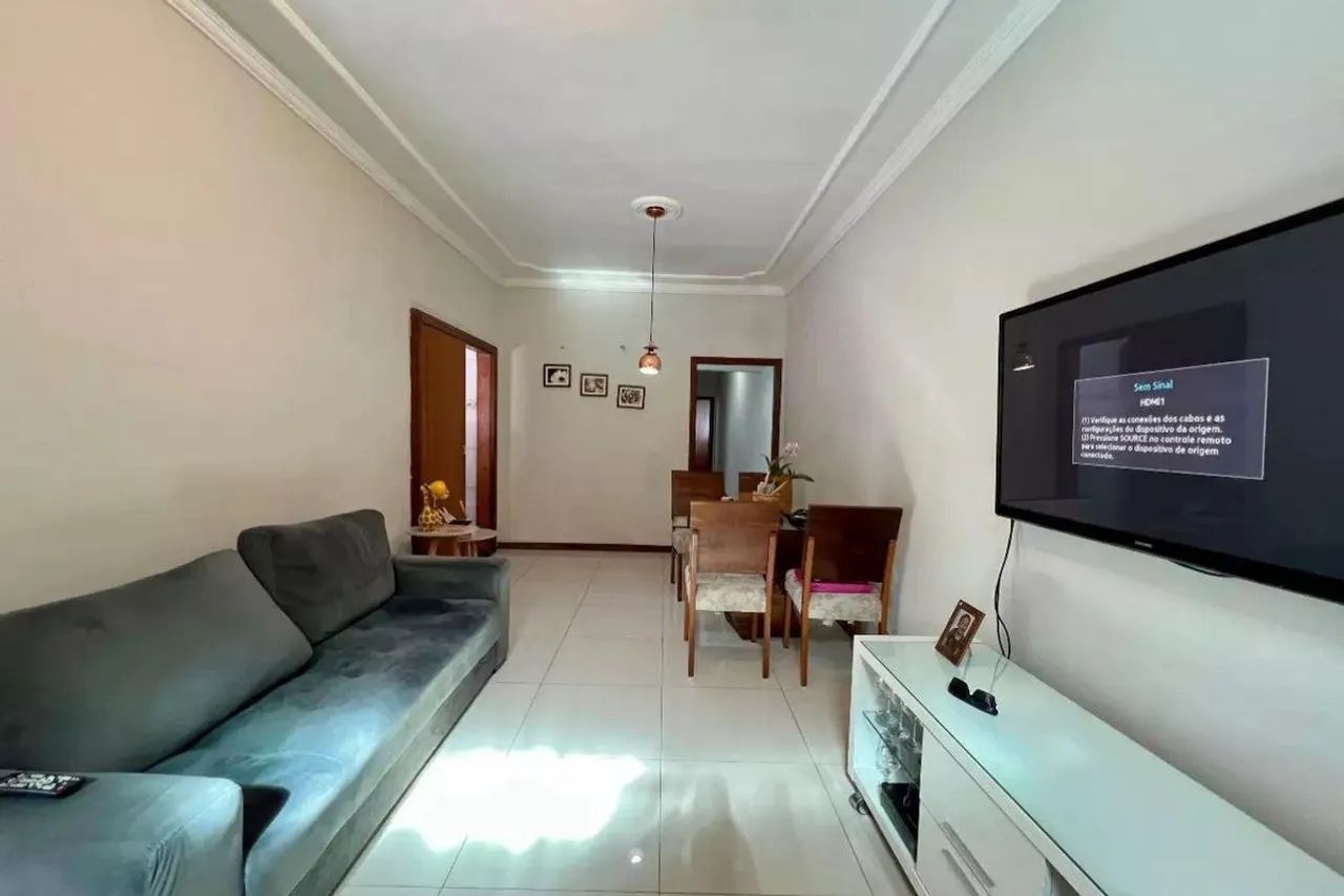 Casa à Venda - Planalto, 3 Quartos, 200 m2 - Foto 2
