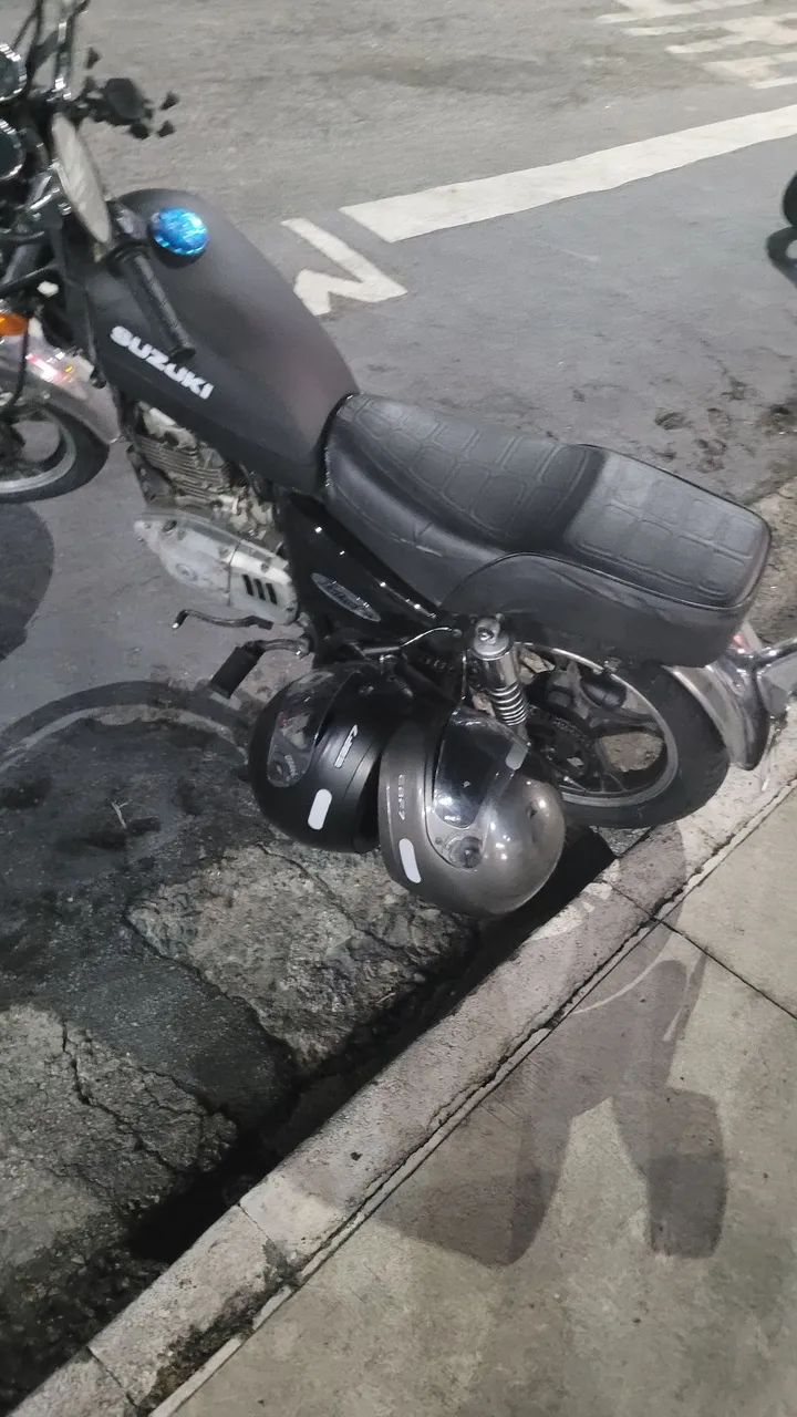 Intruder 125cc 2010/2011 - Foto 3