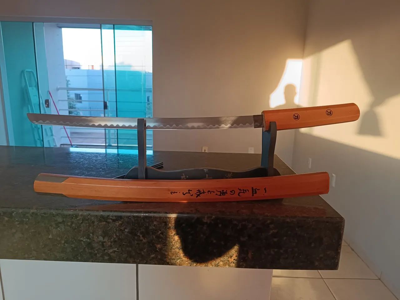 Katana madeira arte - Foto 2