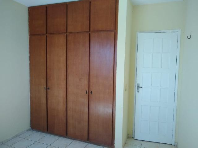 Ótimo apartamento com 03 quartos para aluguel no Centro - Foto 5