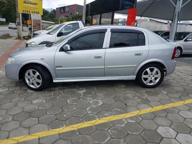 Gm Astra Hatch 2007 2.0 8v C/ GNV Legalizado rodas 16 do elite - Foto 9
