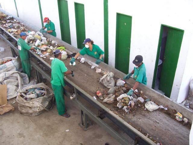 Unidade de Triagem e Reciclagem - Usina de Triagem