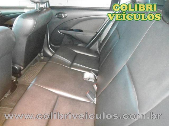 ETIOS XLS Sedan 1.5 Flex 16V 4p Mec. - Foto 9