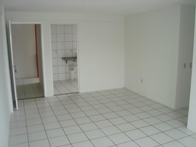 Apartamento de 80 m², 3 quartos e 2 vagas cobertas na garagem - Foto 6