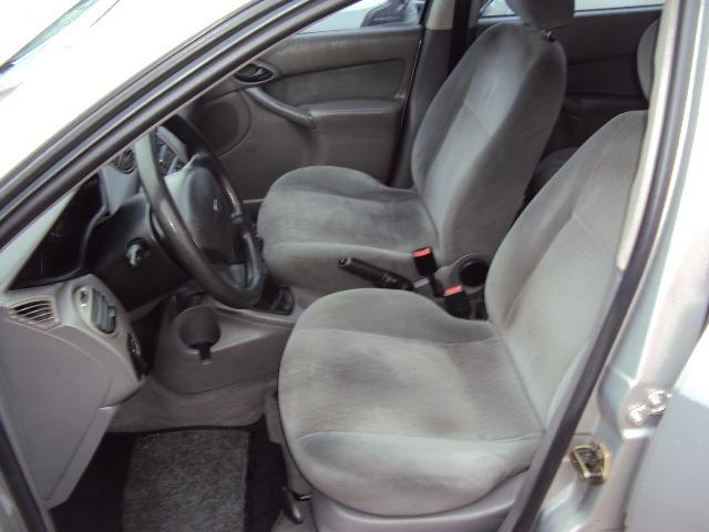 Focus 1.8 hatch completo - Foto 13