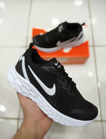 tenis nike masculino evolution