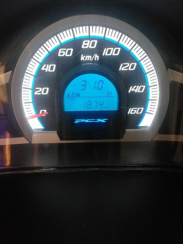 HONDA PCX APENAS 1.900 KM