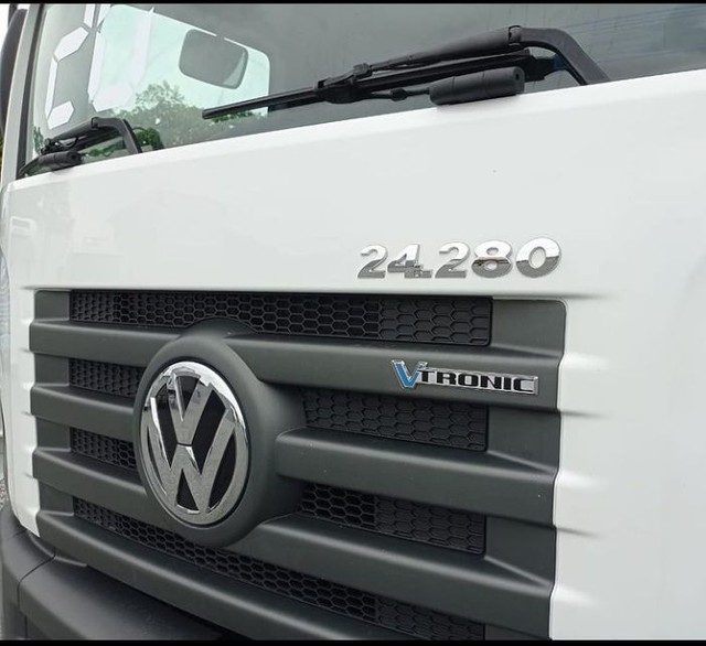 VW 24.280 BAÚ 2020