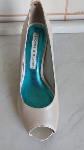Sapato de noiva Jorge Bischoff tamanho 37 - Roupas e calçados - Jardim  Andere, Varginha 1004029687 | OLX
