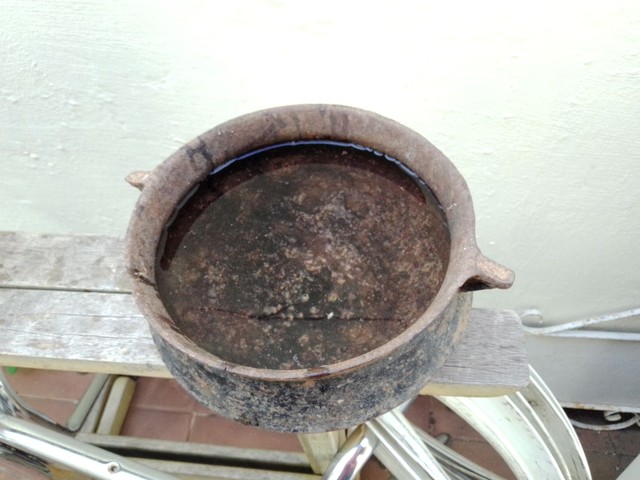 Panela tripé antiga 2,5 litros  - Foto 2