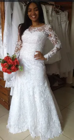 Vestido de Noiva Casamento Estilo Princesa Super Luxo com Cauda Longa  Rendado Vestido de Noiva Princesa Rendado Manga Longa (38, BRANCO)