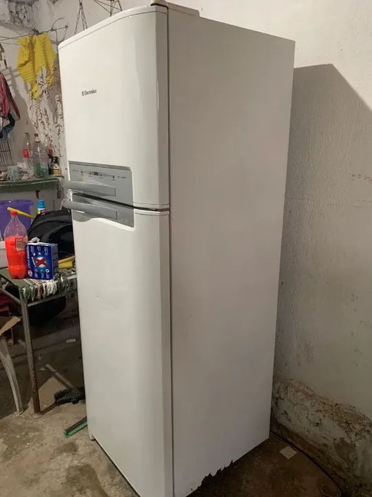 ELETROLUX FROST FREE FUNCIONANDO PERFEITAMENTE  - Foto 2
