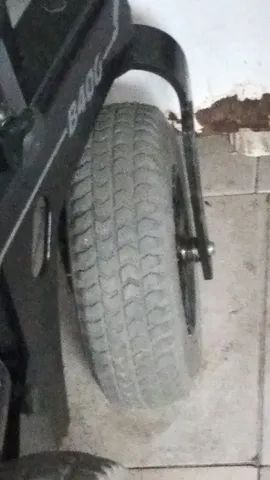 Cadeira de rodas B400