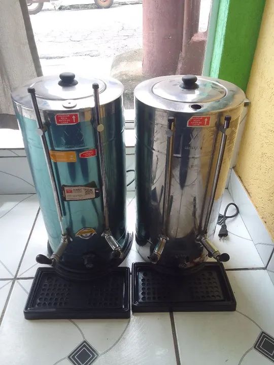 Cafeteira industrial  6 litros semi nova
