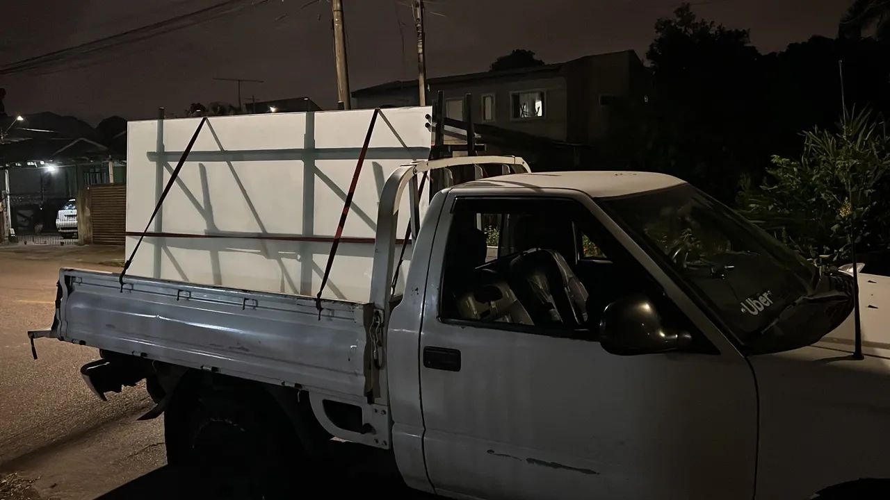 Frete Específico com Suporte para Transporte de Vidros e Espelhos - Foto 2