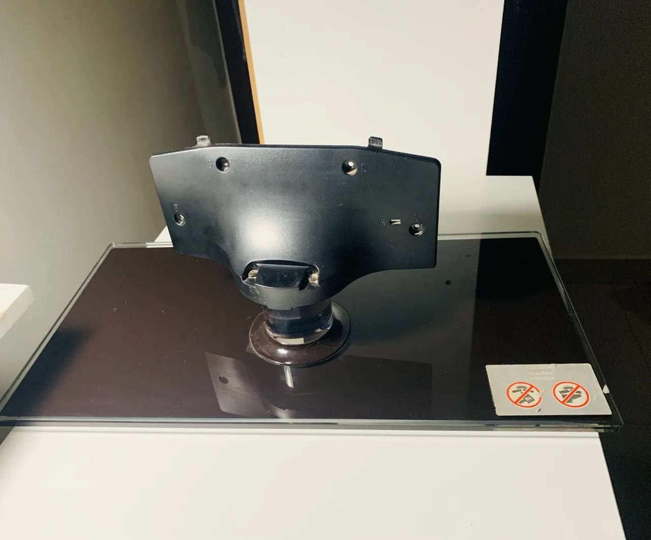 TV SMART SUPORTE COM BASE DE VIDRO - Foto 3