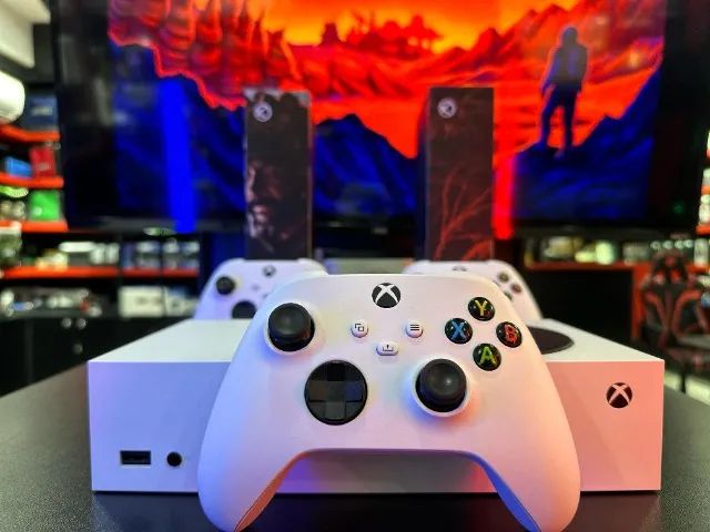 Xbox Series S Estado de Novo - Aceito Troca em Games - Foto 3