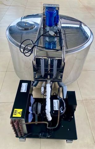 Resfriador 300 L  de Leite Semi Novo  220v Água Caldas  - Foto 4