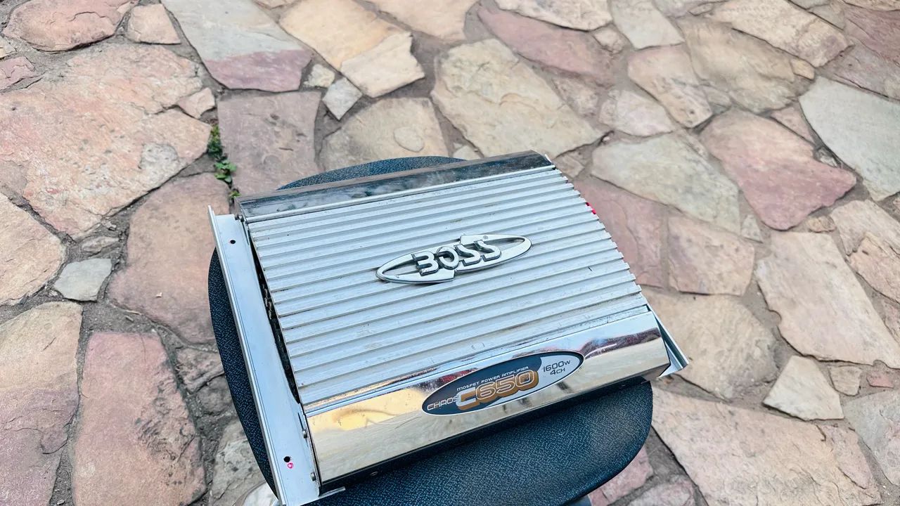 boss 1600w