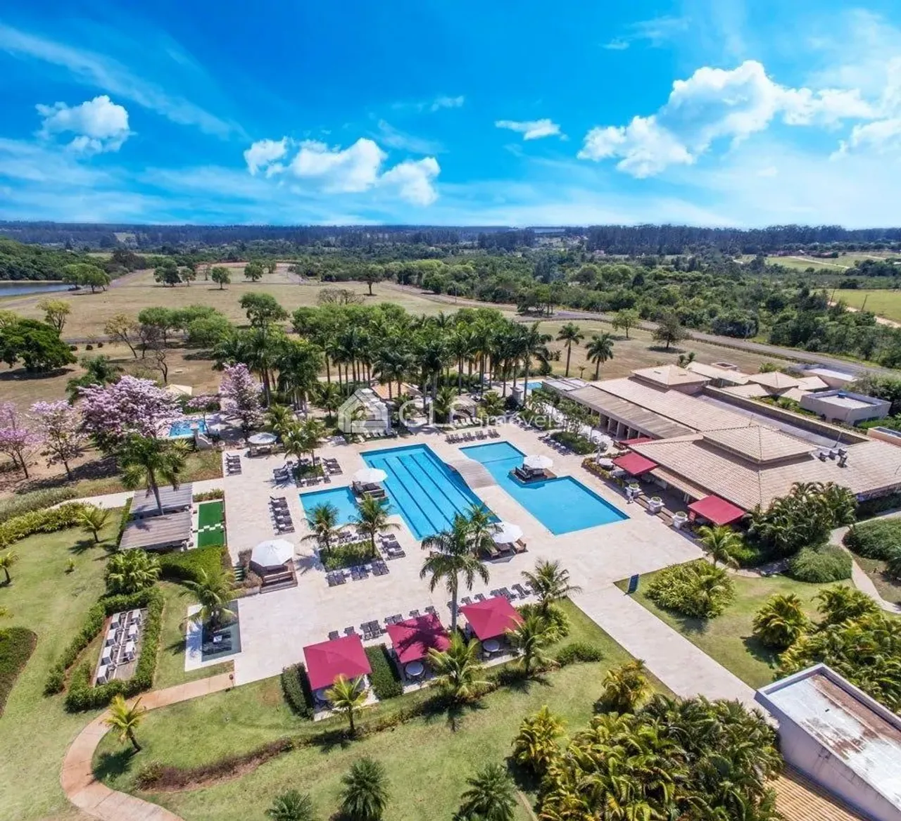 Vendo Terreno de 600m² no Santa Bárbara Resort Residence - São Paulo
