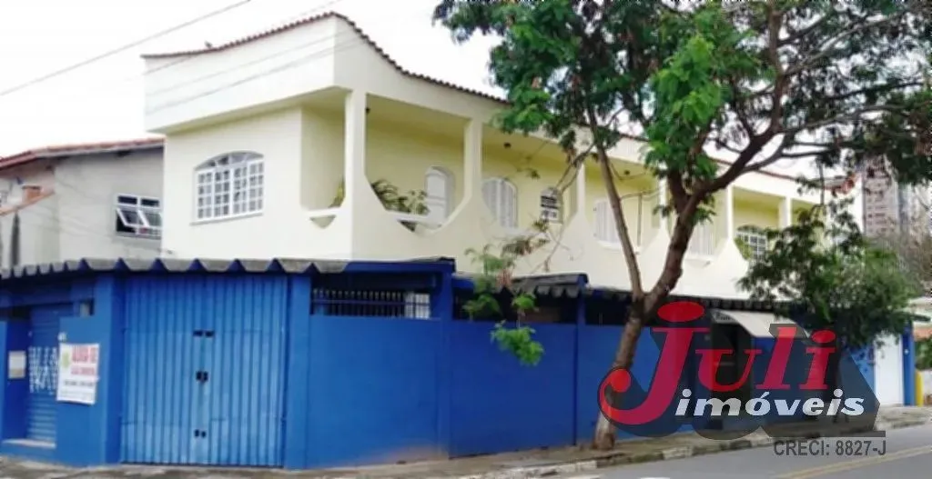 ASSOBRADADA COM 3 DORM 2 SUITES - 4 SALÕES ALUGADOS