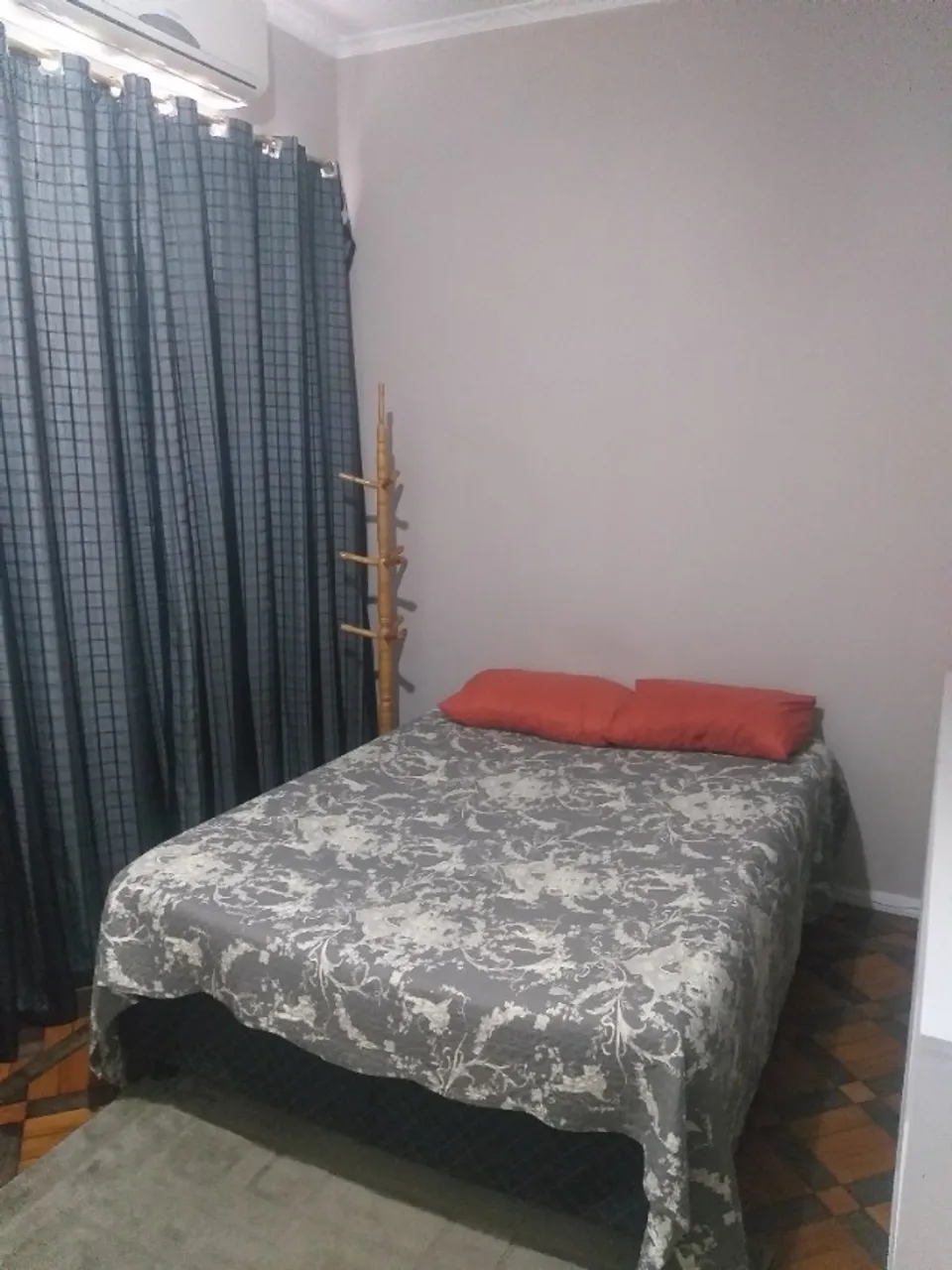 Excelente Quarto Mobiliado para Aluguel
