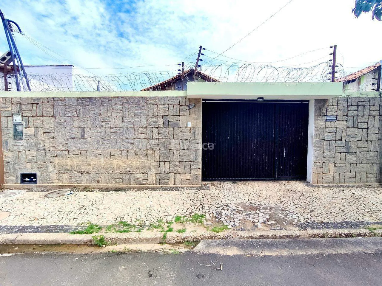 Casa Residencial à venda, no bairro Santa Isabel, Teresina/PI