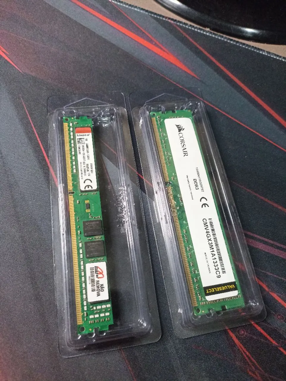 Par de Memórias ram 8gb (4x2) Corsair e Kingston 1333/1600mhz