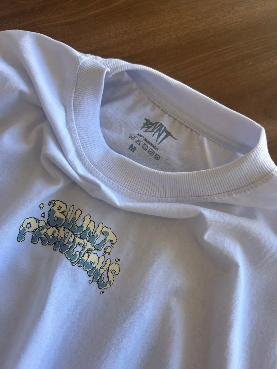Camiseta Blunt Productions - Tamanho M