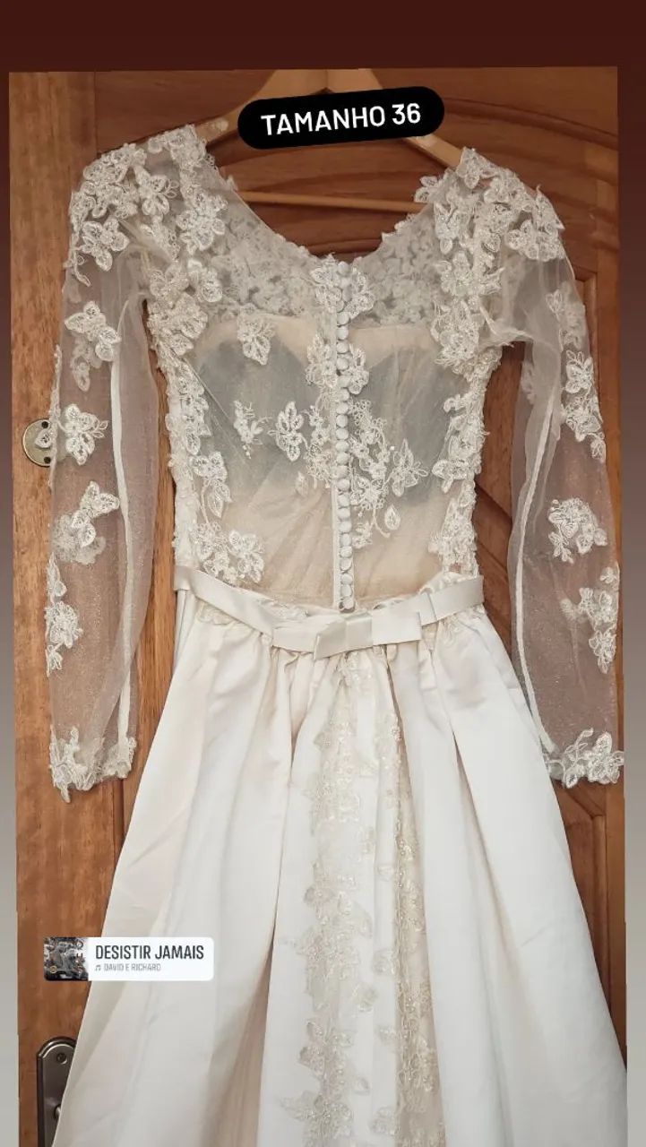 Vestido Off White com Calda Removível - Foto 2