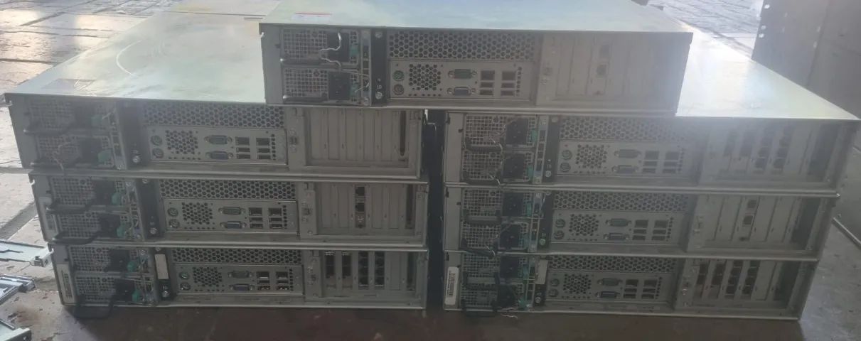 Chassi de armazenamento de servidor Xyratex IBM HS-1235E - Foto 2