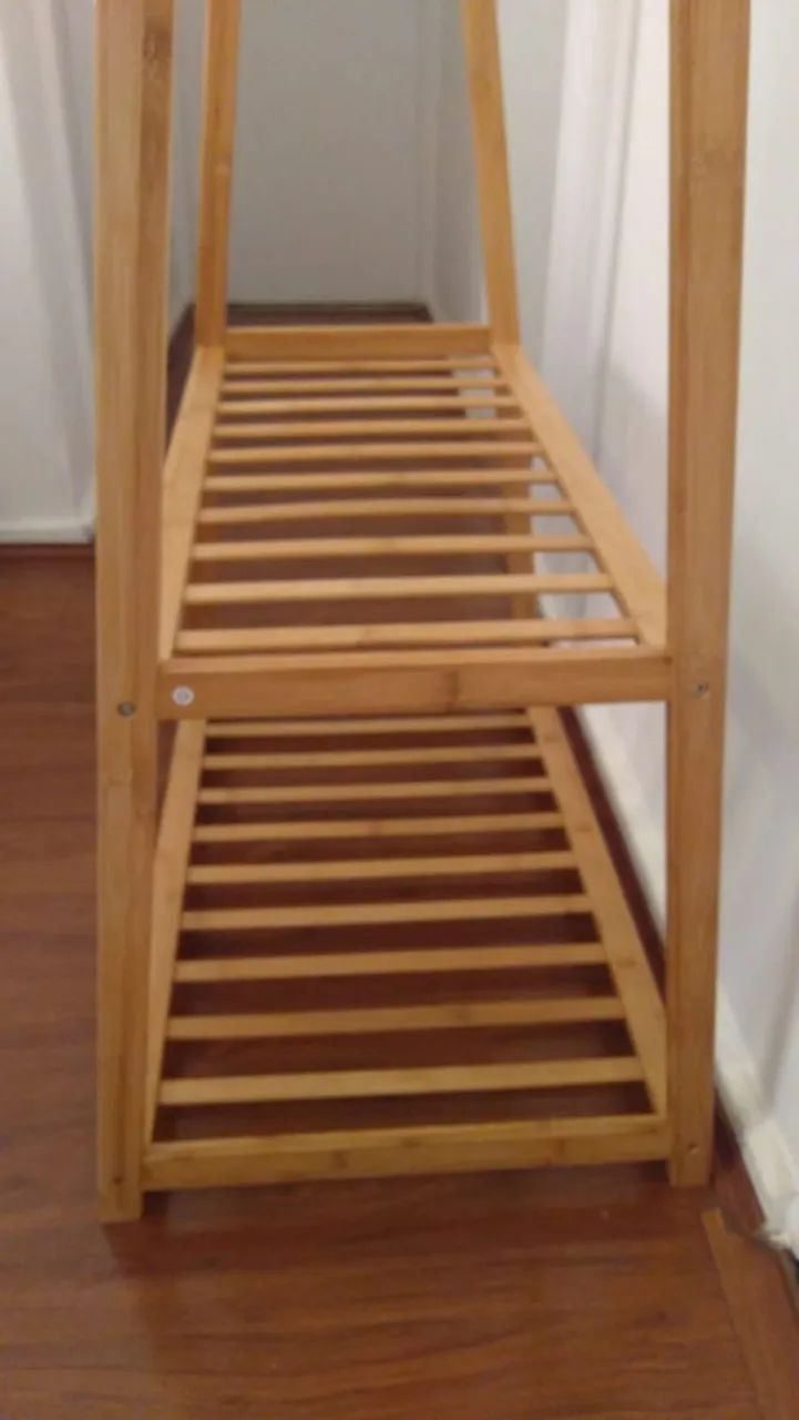 Arara de Roupa em Bambu - Design Moderno - Foto 4