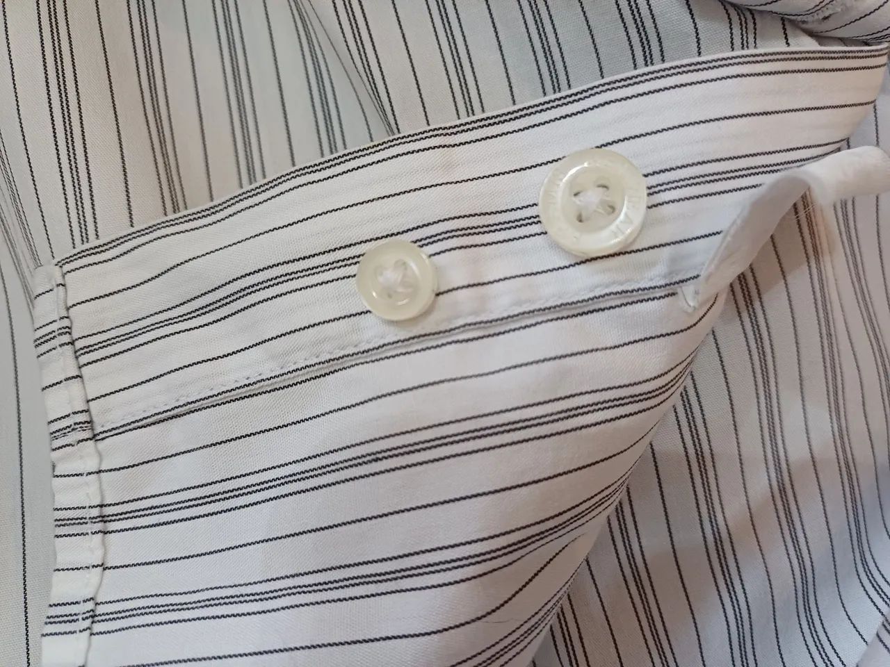 Camisa Aramis Listrada tam.41 semi-nova  - Foto 4