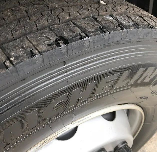 Scania P310 Baú 2015 - Foto 5