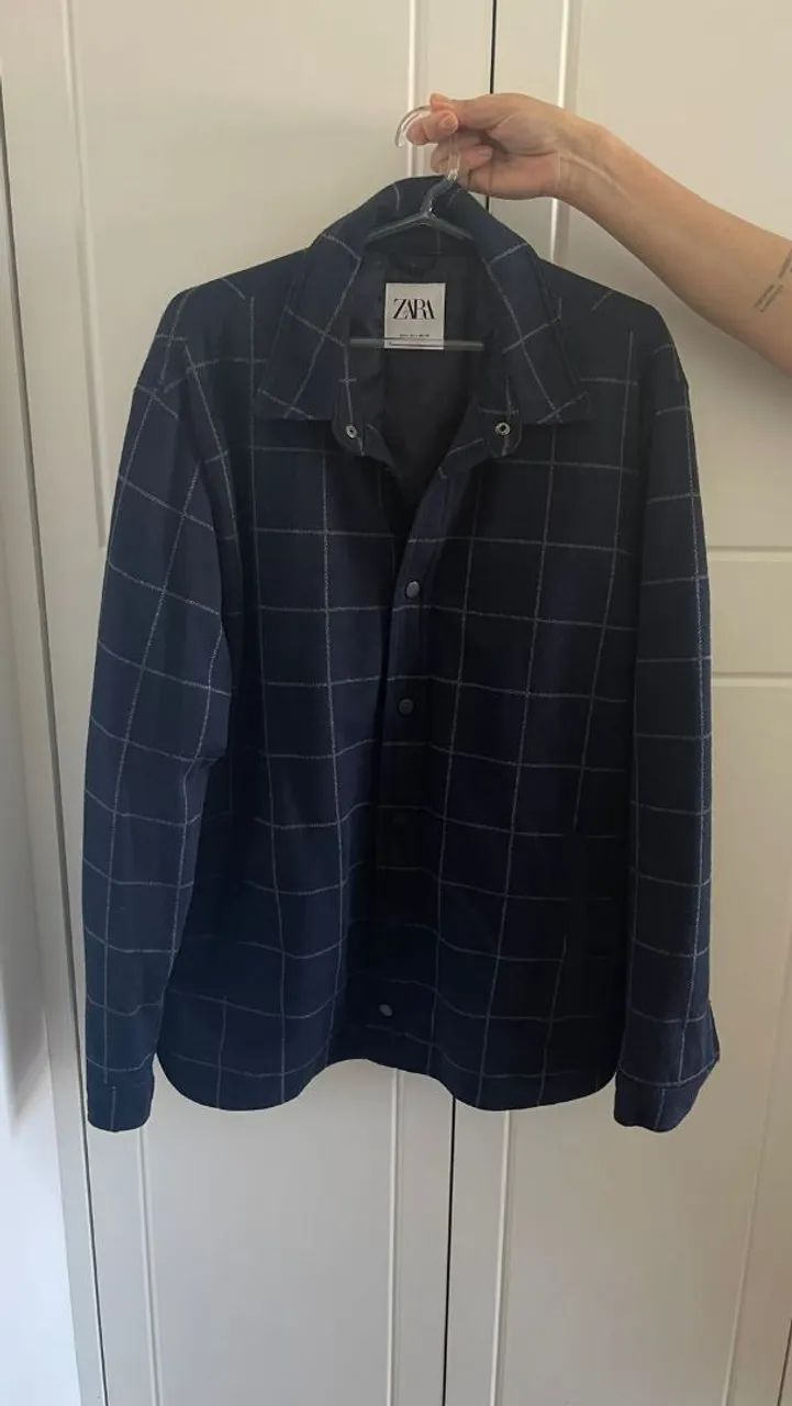 Casaco| Cor Azul Marinho | Marca Zara| Tamanho G - Foto 2