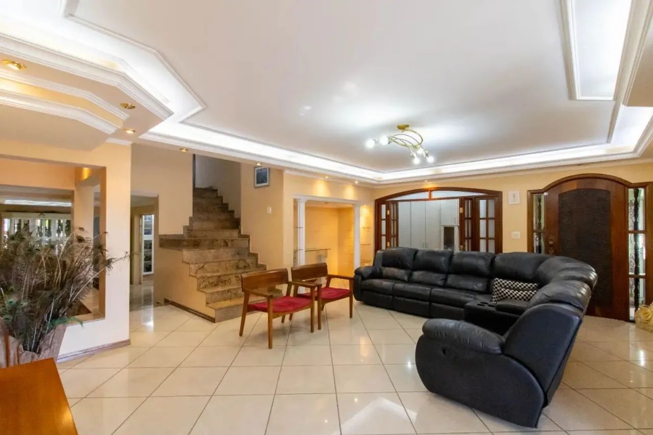 Casa para venda em Vila Galvão com 3 quartos, 331m² - Foto 4