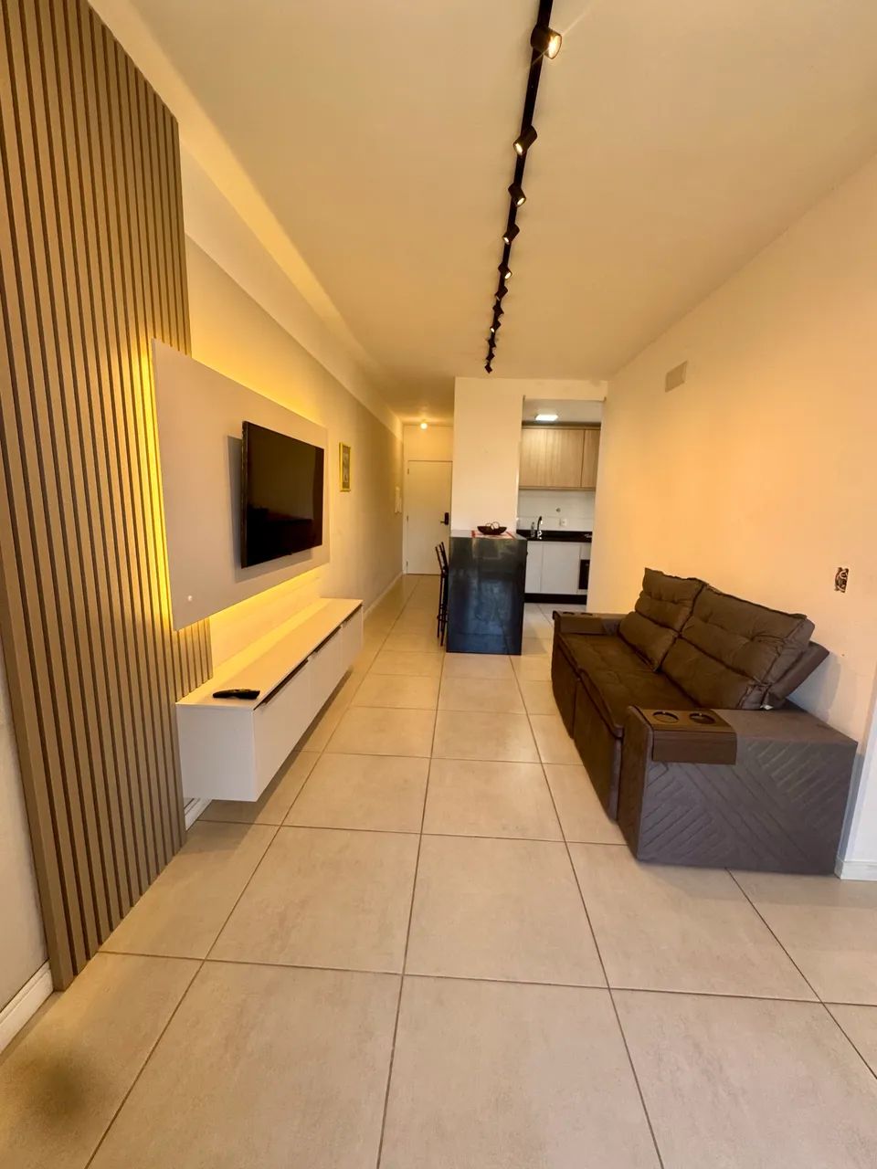 Praia dos Ingleses - Conforto, Localização e Praticidade a 50m da Praia - Foto 2