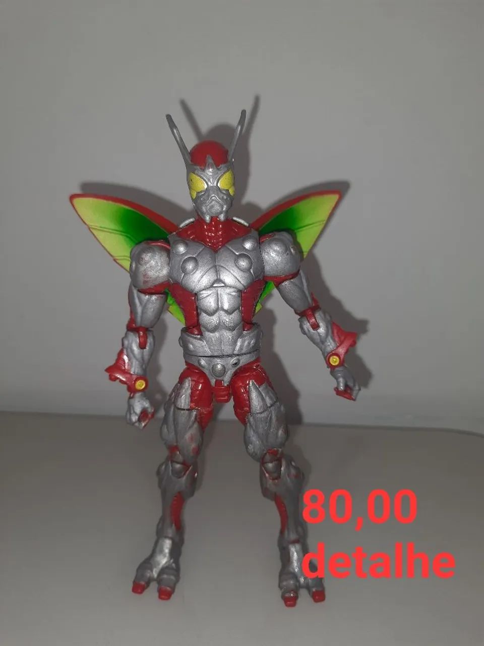 Besouro marvel legends 