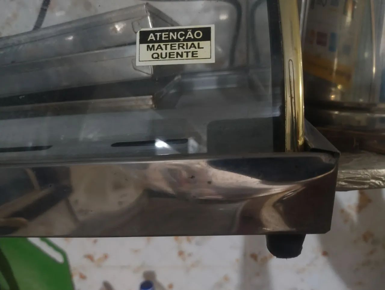 Estufa para 3 bandeijas funcionando com as bandejas  - Foto 3