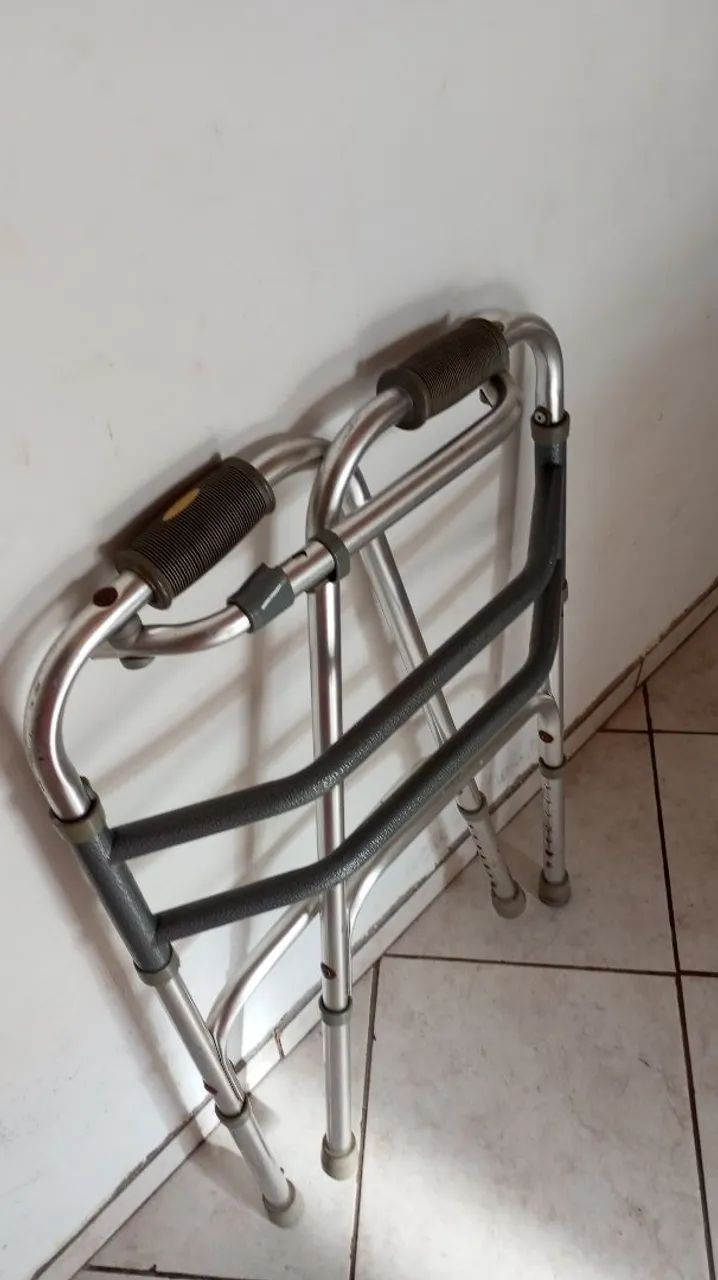 Andador para idosos  - Foto 4