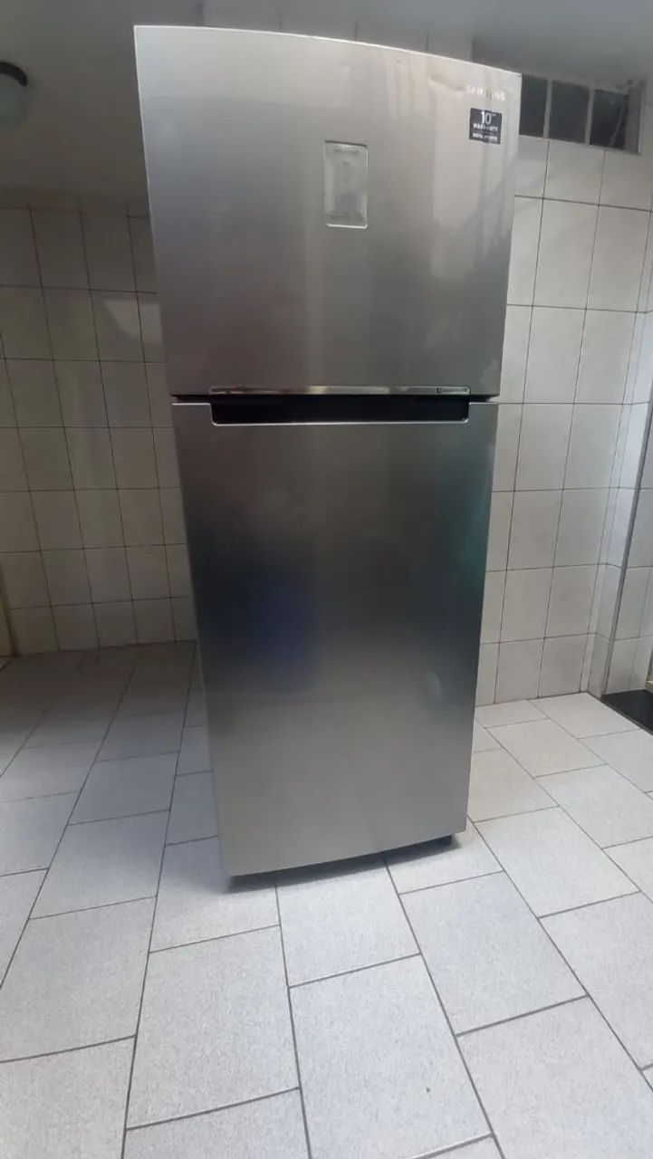 Geladeira $ 2.000,00 Samsung Frost Free,  inox 453 litros  - Foto 2