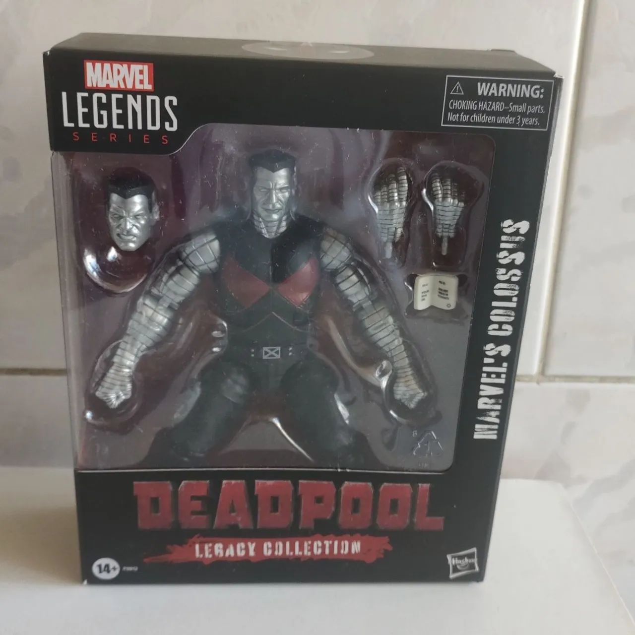 Marvel Legends Deadpool Colossus Legacy Collection - Foto 2