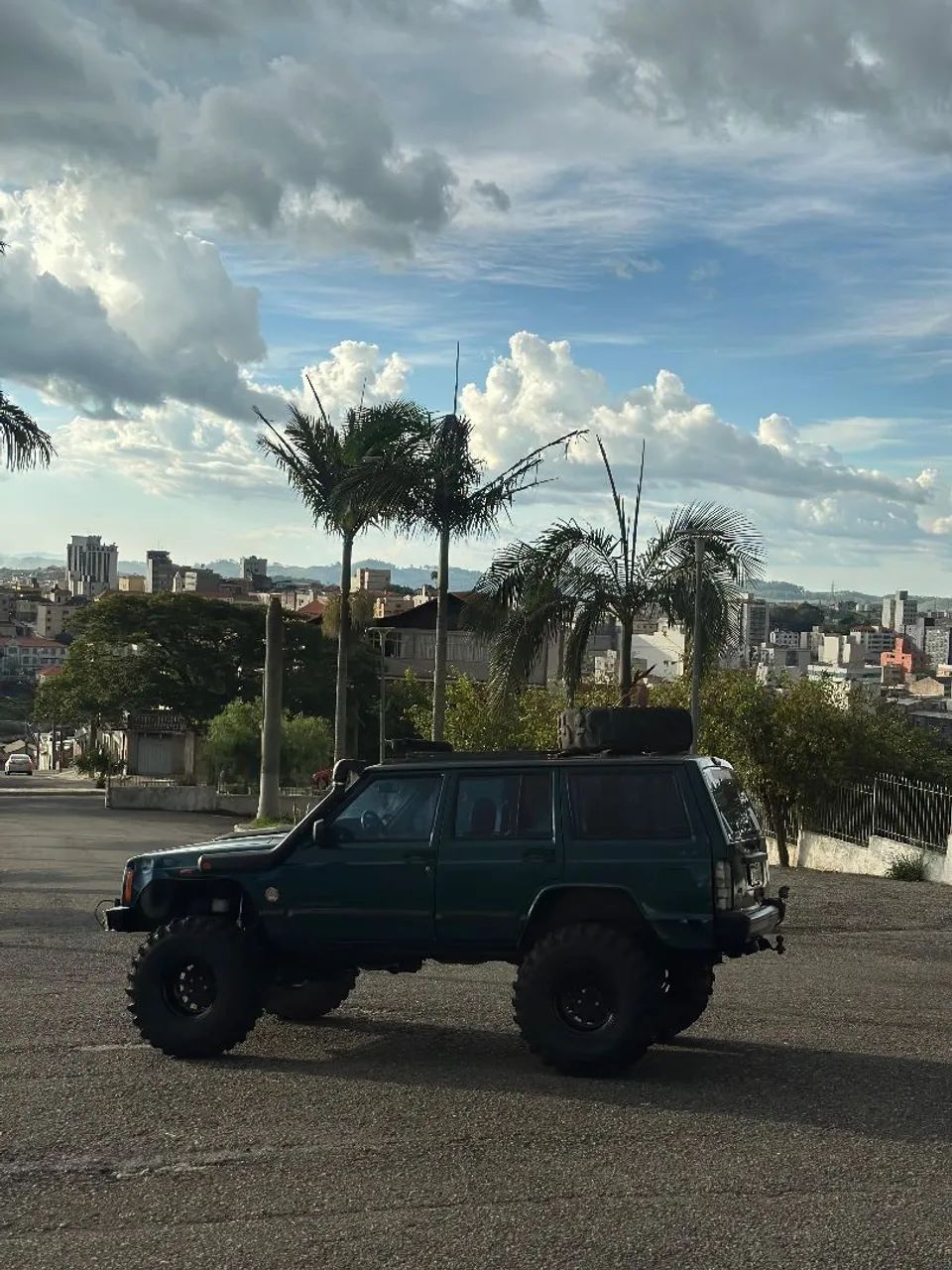 Jeep Cherokee XJ preparada para trilha. - Foto 3