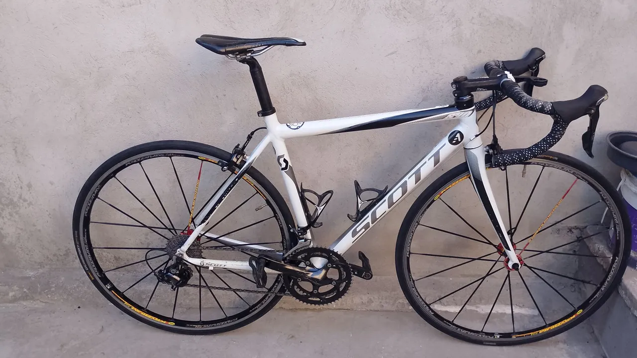 Quadro de Ciclismo Scott speedster s40 tamanho 52( obs somente o quadro)