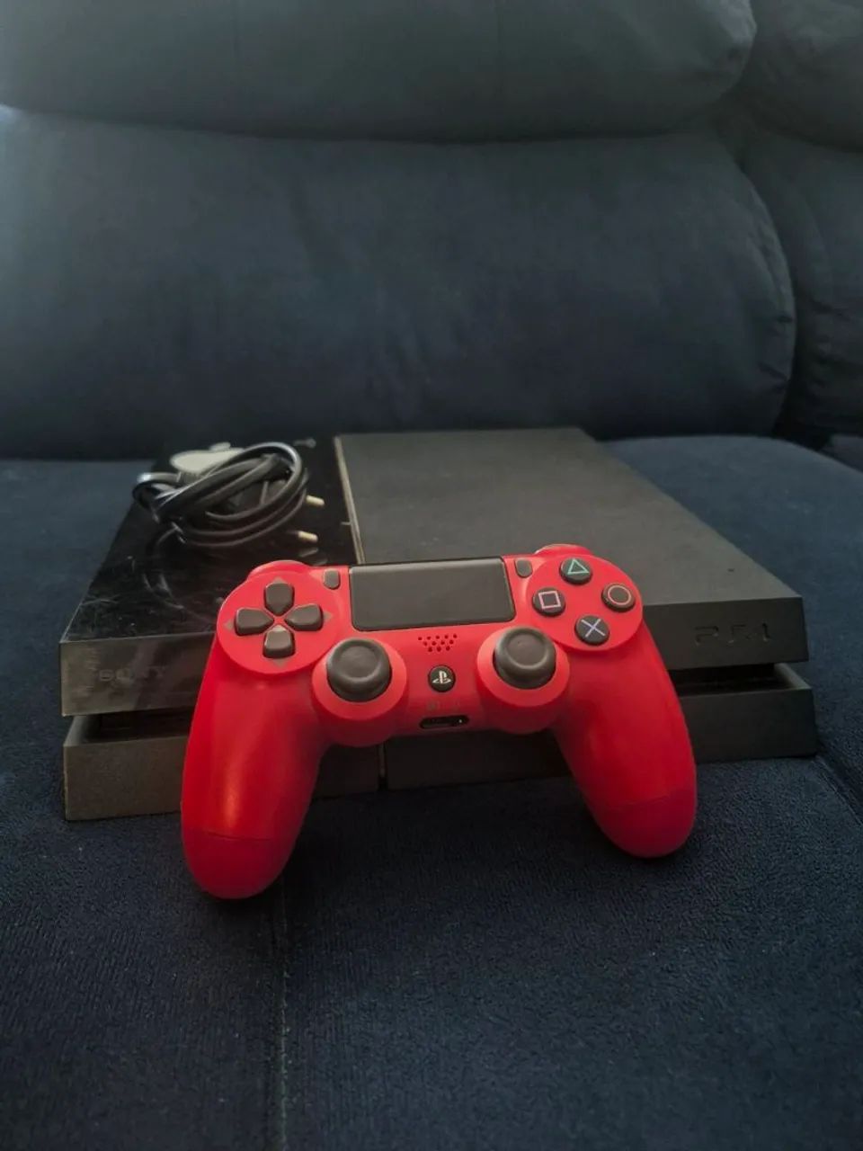 PS4 COM JOGOS SÓ PEGAR E JOGAR CONTROLE CABO HDMI E CABO DE FORÇA ORIGINAL BARATO BIGUAÇU 